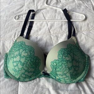Victoria's Secret Dream Angels Push Up Bra 32DD